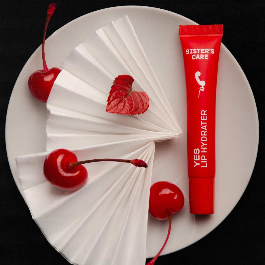 Бальзам для губ LIP HYDRATER YES