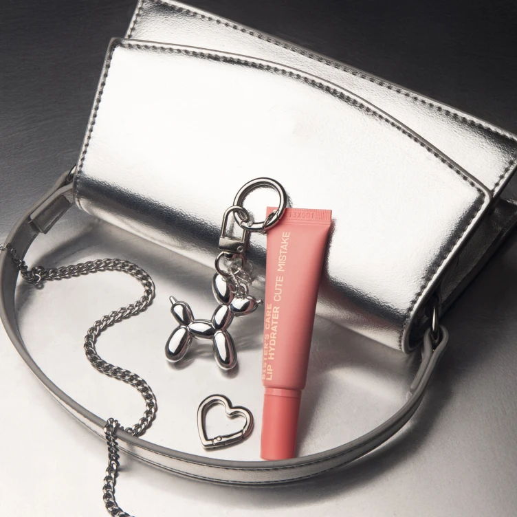 Бальзам для губ Lip Hydrater | Cute Mistake