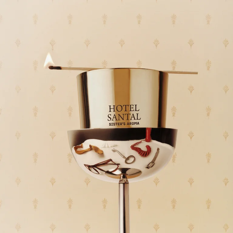 Ароматическая свеча HOTEL SANTAL